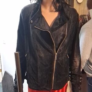 Elegant Black Suede Jacket for Women